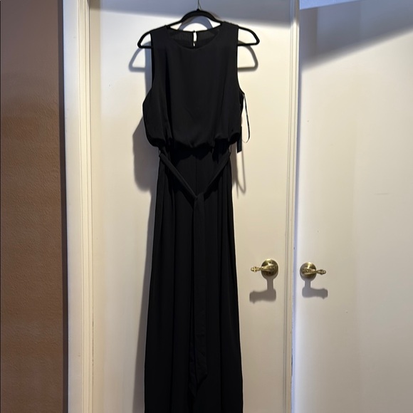 Vince Camuto Black Sleeveless Belted Jumpsuit Size 10 NWT - Picture 2 of 7